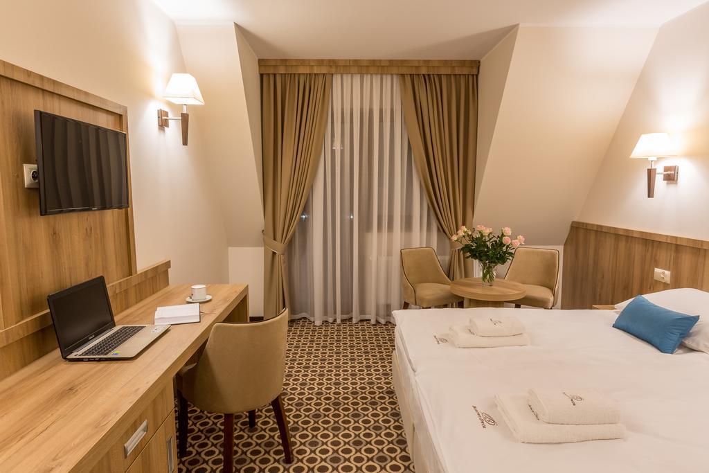Borowy Dwor- Biznes, Spa & Fun Szaflary Dış mekan fotoğraf